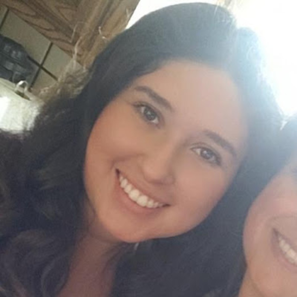 Meet your Posher, Valeria